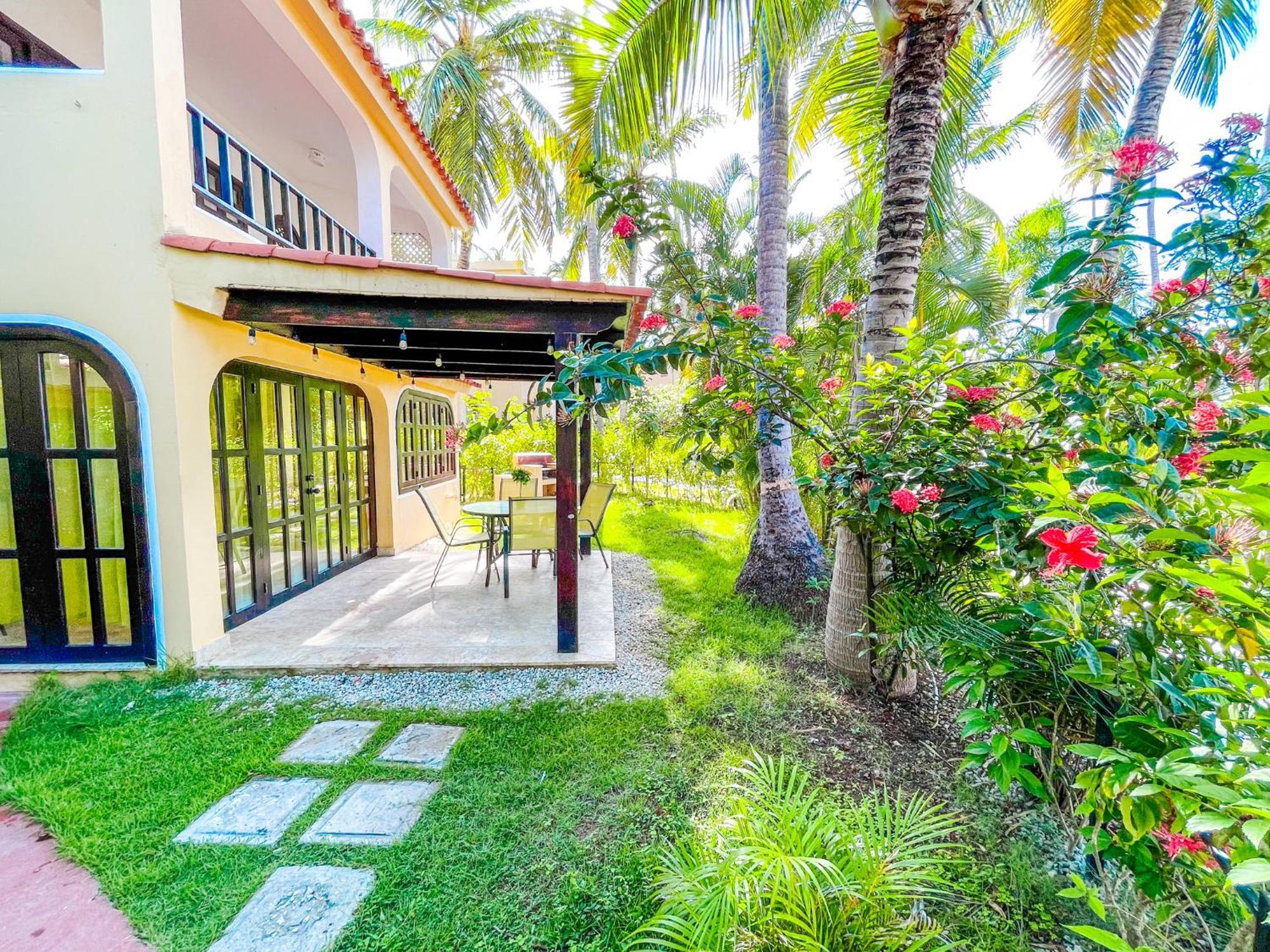 Caribbean Paradise Ocean Breeze Hotel With View Los Corales Bbq Wifi Beach Club & Spa Punta Cana Kültér fotó