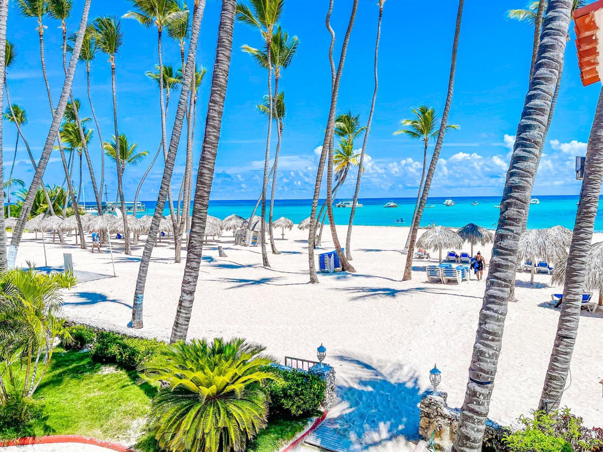Caribbean Paradise Ocean Breeze Hotel With View Los Corales Bbq Wifi Beach Club & Spa Punta Cana Kültér fotó
